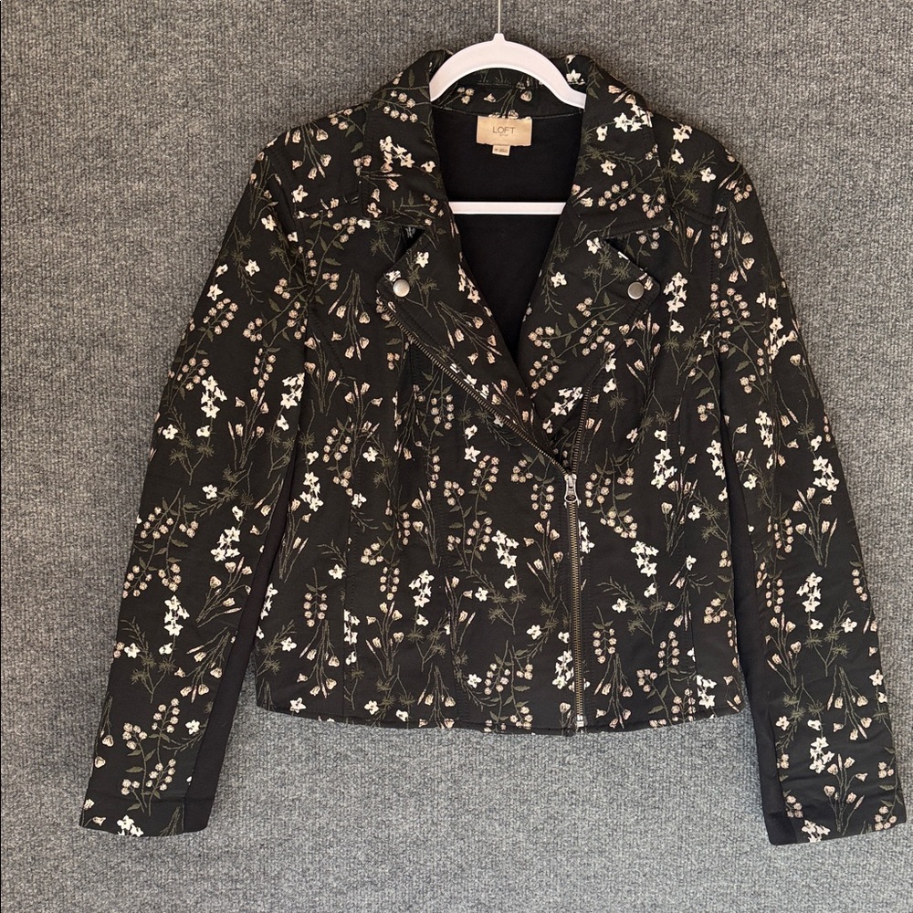 LOFT Black Floral Blazer Size 14 Cute!